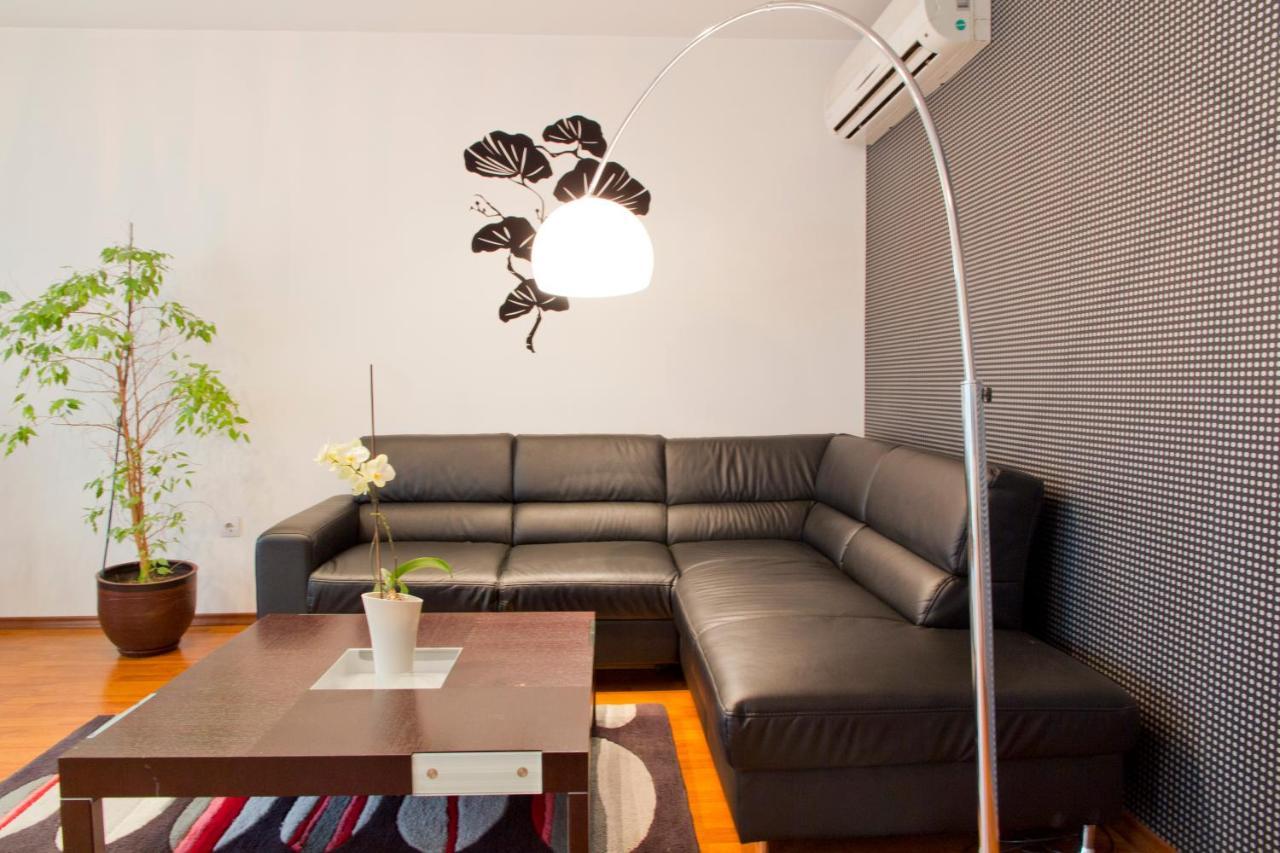 Vitosha Downtown Apartments София Экстерьер фото