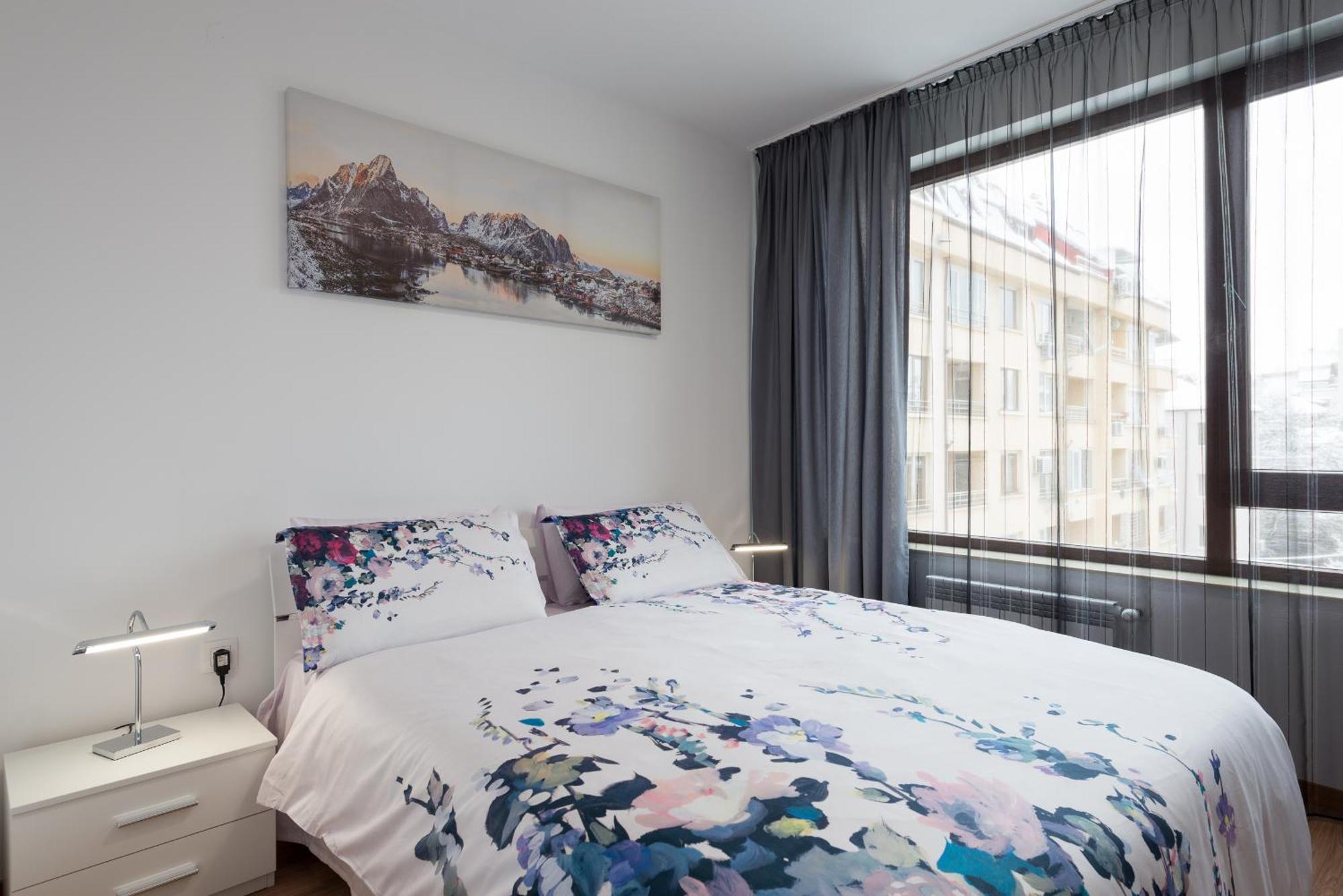 Vitosha Downtown Apartments София Экстерьер фото